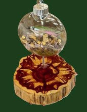 Load image into Gallery viewer, Fly Ornament
